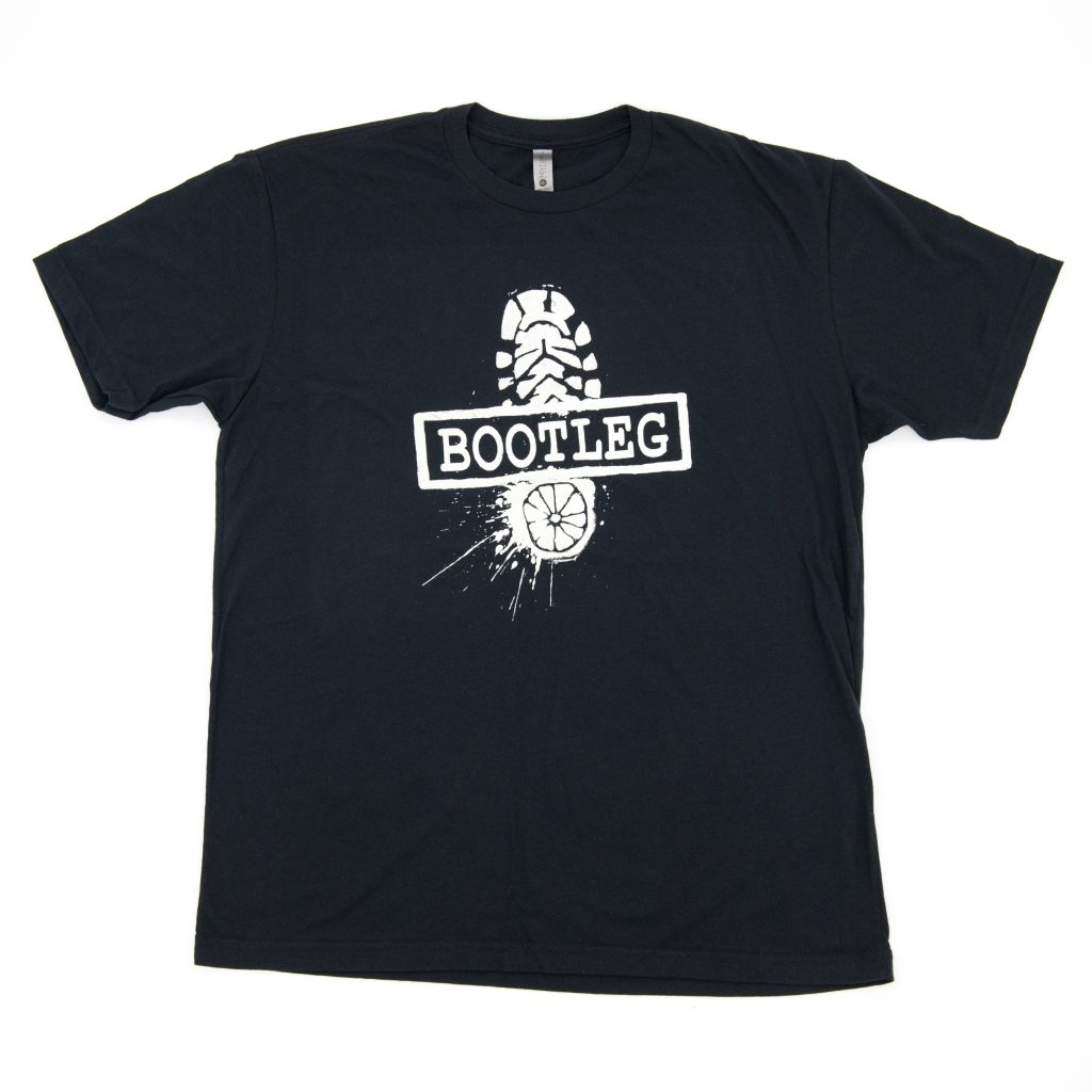 Men’s BOOTLEG Tee Summer Lakes Beverage